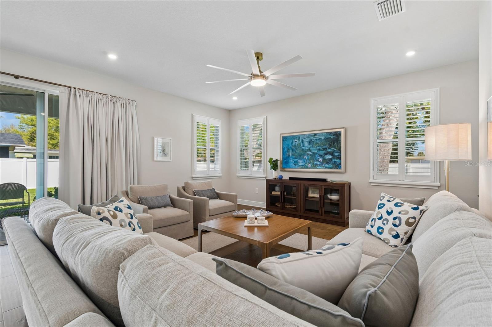 3401 W PEARL AVE, TAMPA, FL, 33611