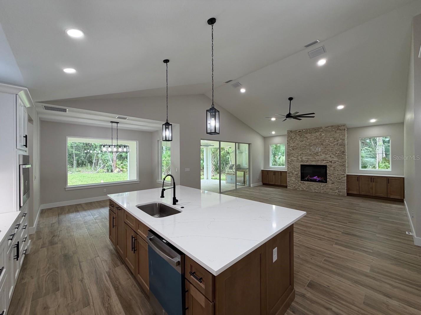 1602 LAKE HARNEY, GENEVA, FL, 32732