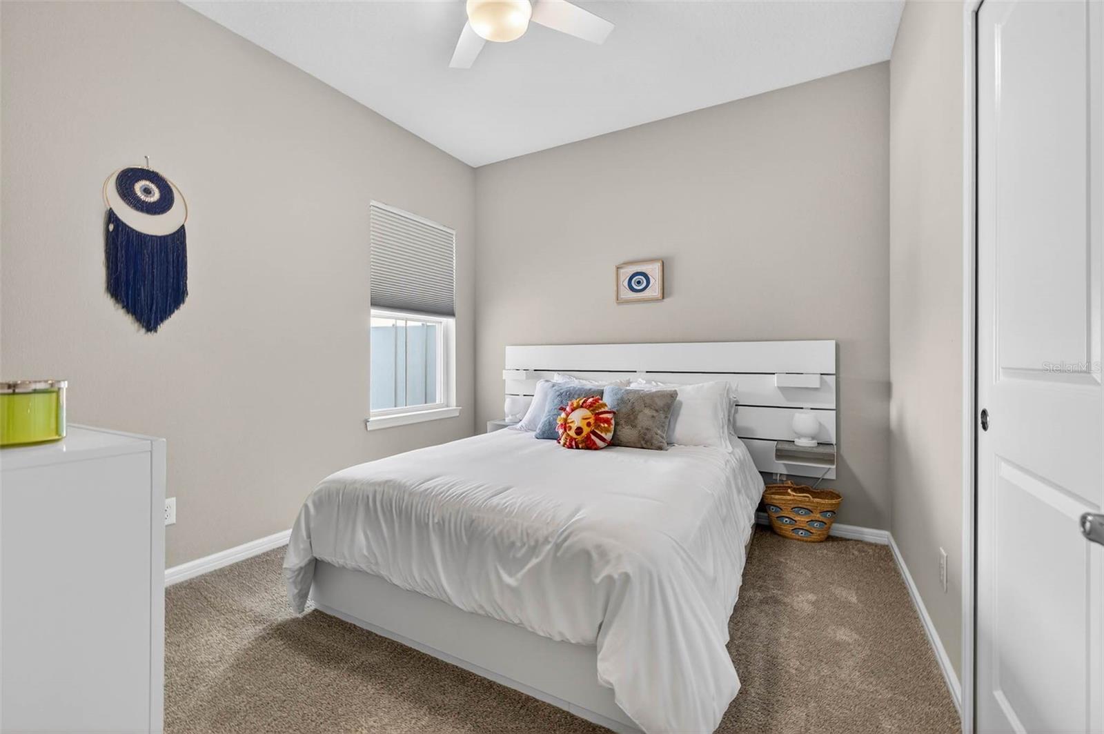 339 SANDBAR AVE NE, ST PETERSBURG, FL, 33716