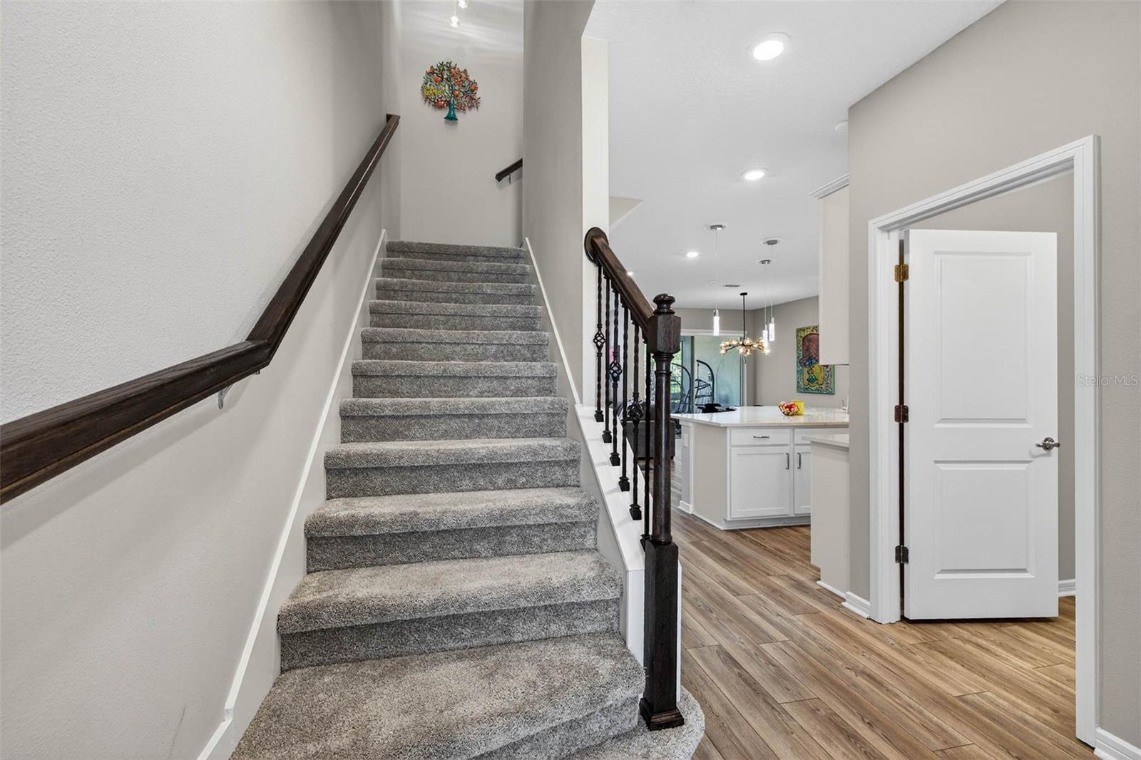 339 SANDBAR AVE NE, ST PETERSBURG, FL, 33716