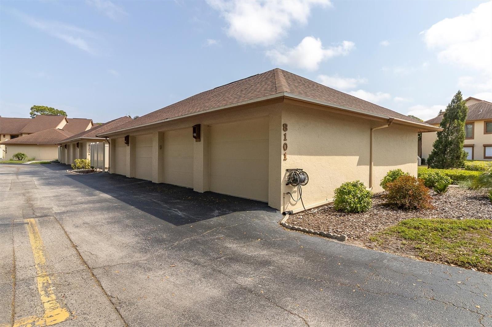8101 BARDMOOR PL #104H, SEMINOLE, FL, 33777