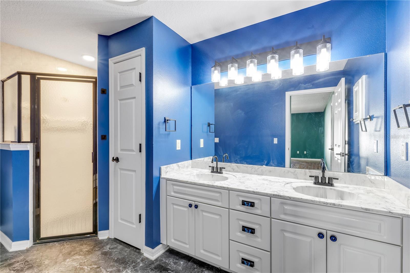 2530 TAMARIND DR, EDGEWATER, FL, 32141