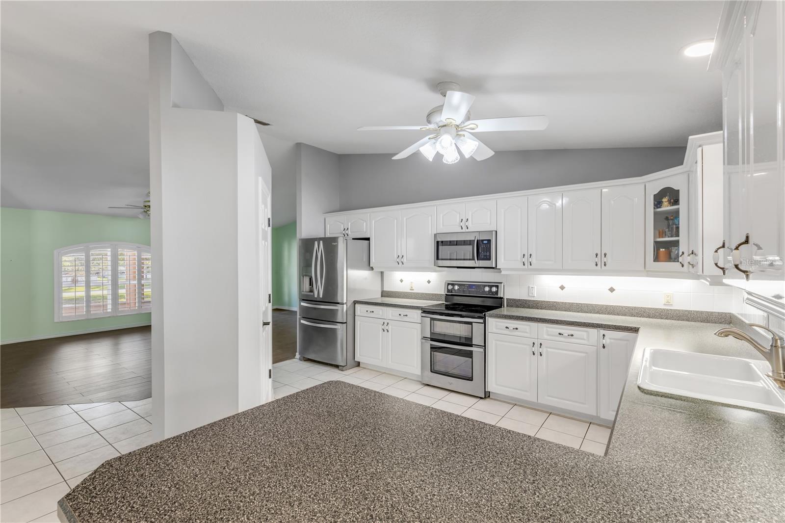 2530 TAMARIND DR, EDGEWATER, FL, 32141