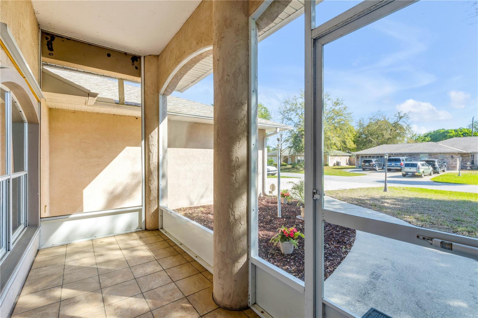2530 TAMARIND DR, EDGEWATER, FL, 32141