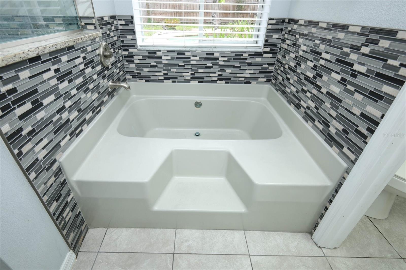 705 SILVERSMITH CIR, LAKE MARY, FL, 32746