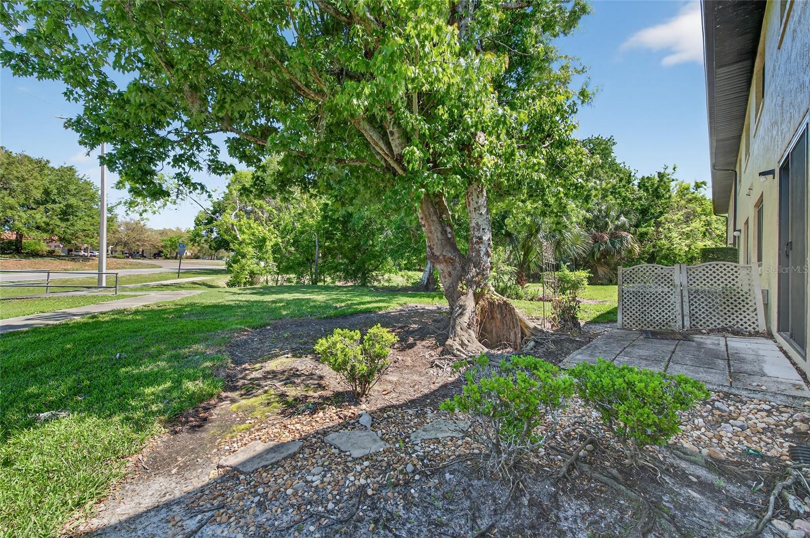 1601 BIG TREE RD #101, SOUTH DAYTONA, FL, 32119