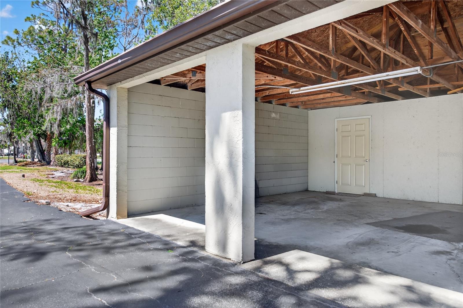 1601 BIG TREE RD #101, SOUTH DAYTONA, FL, 32119