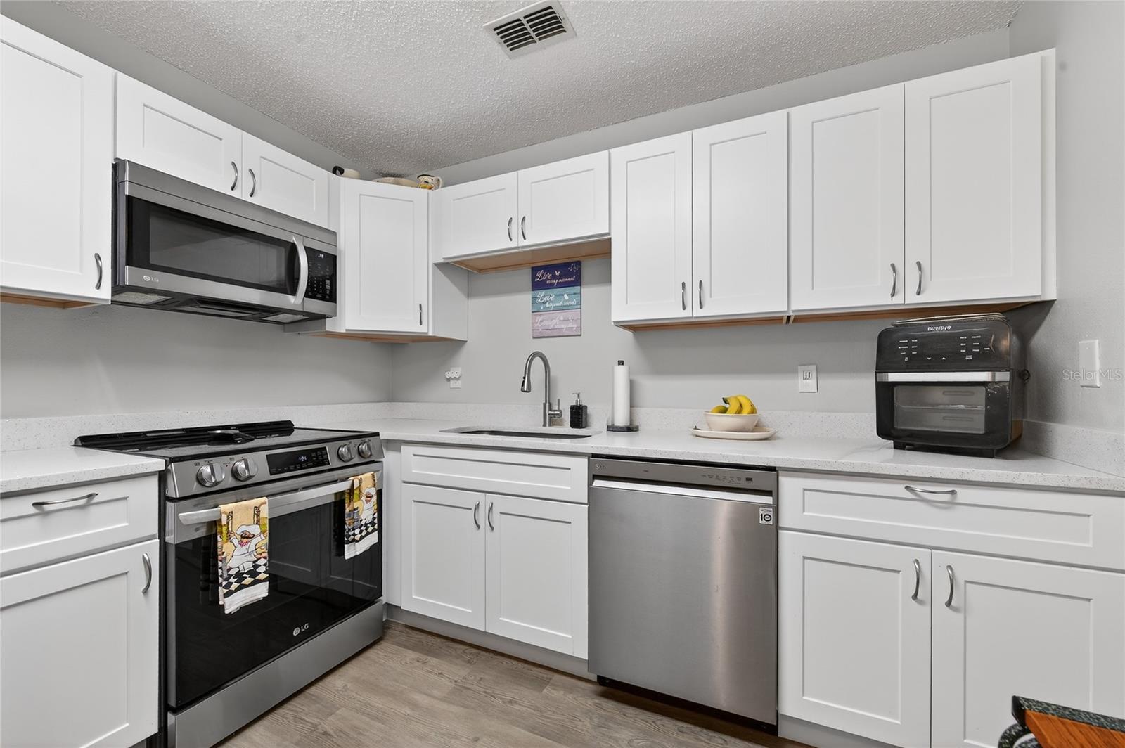 1601 BIG TREE RD #101, SOUTH DAYTONA, FL, 32119