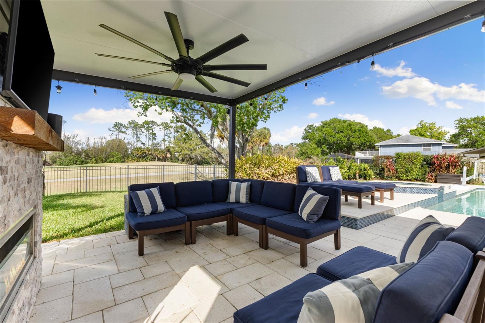 4009 PRIORY CIR, TAMPA, FL, 33618