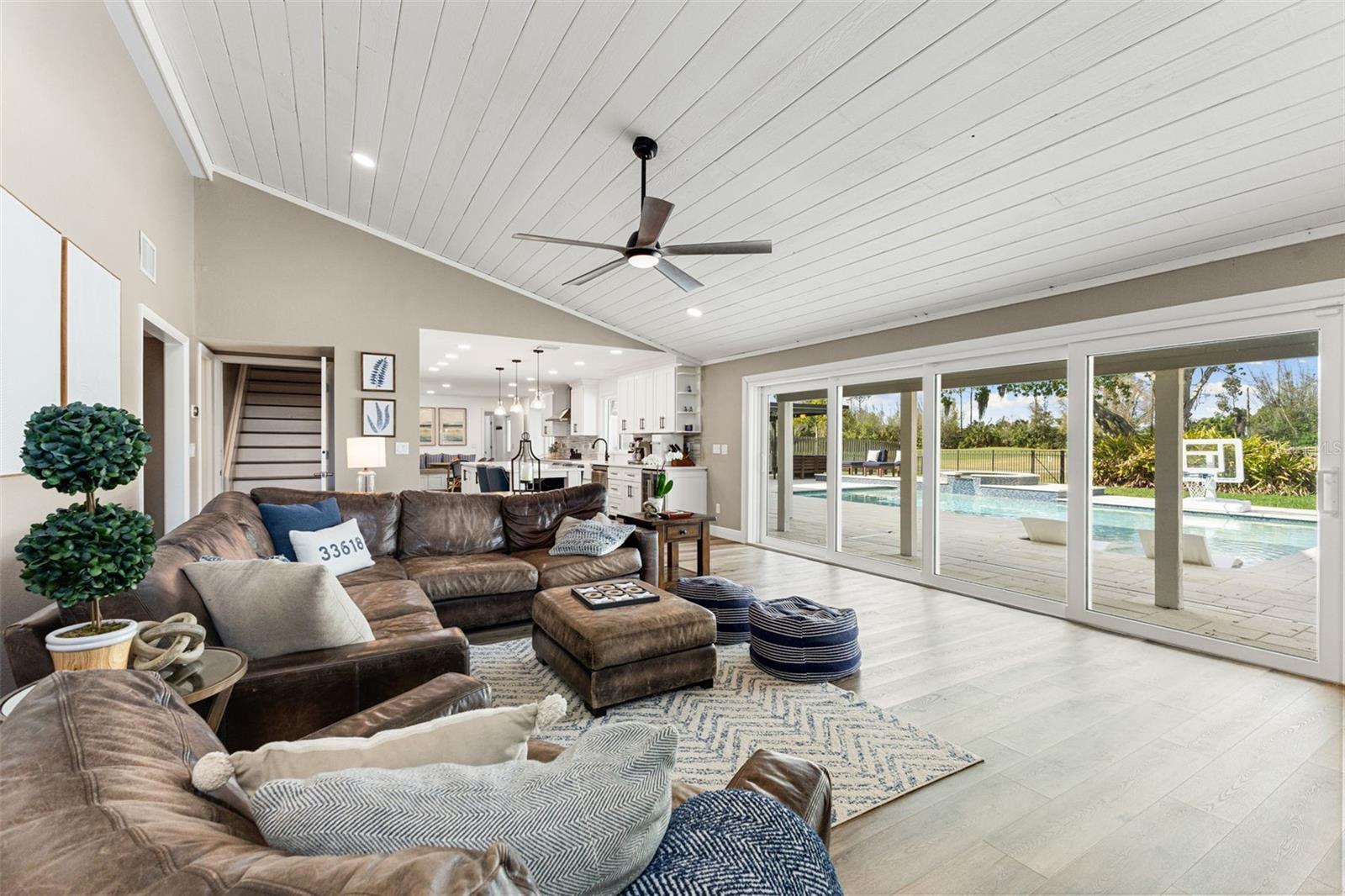 4009 PRIORY CIR, TAMPA, FL, 33618