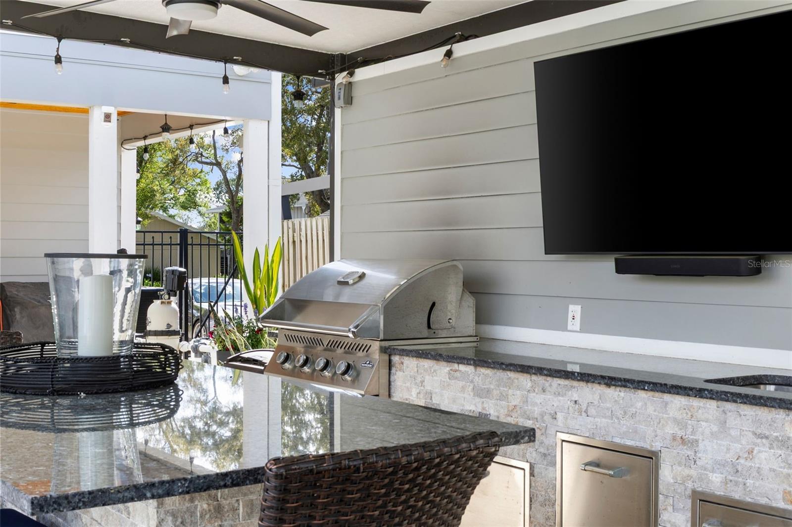 4009 PRIORY CIR, TAMPA, FL, 33618