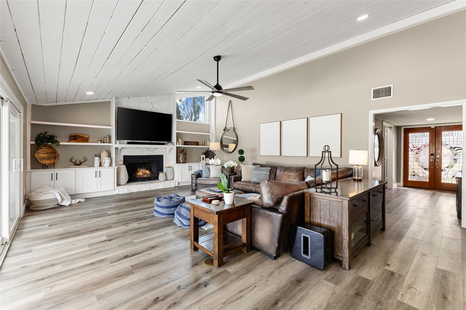 4009 PRIORY CIR, TAMPA, FL, 33618