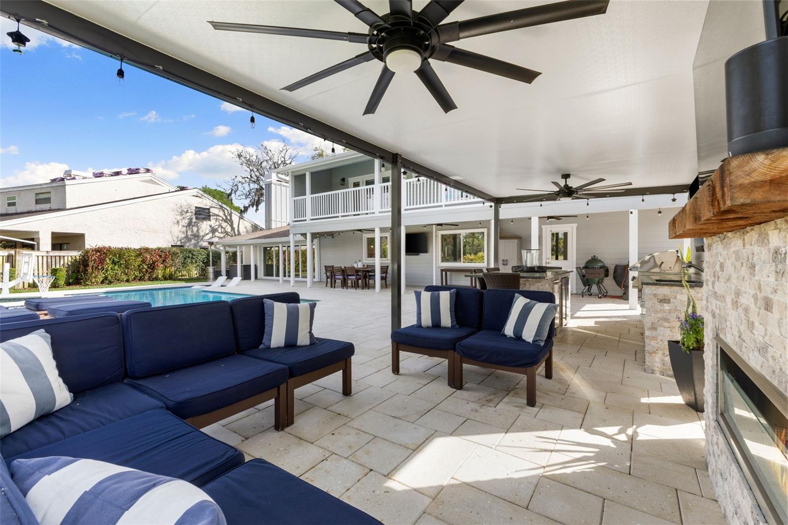 4009 PRIORY CIR, TAMPA, FL, 33618