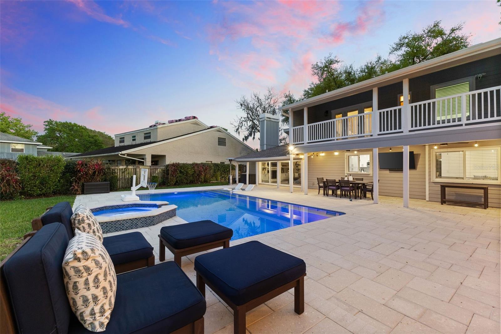 4009 PRIORY CIR, TAMPA, FL, 33618