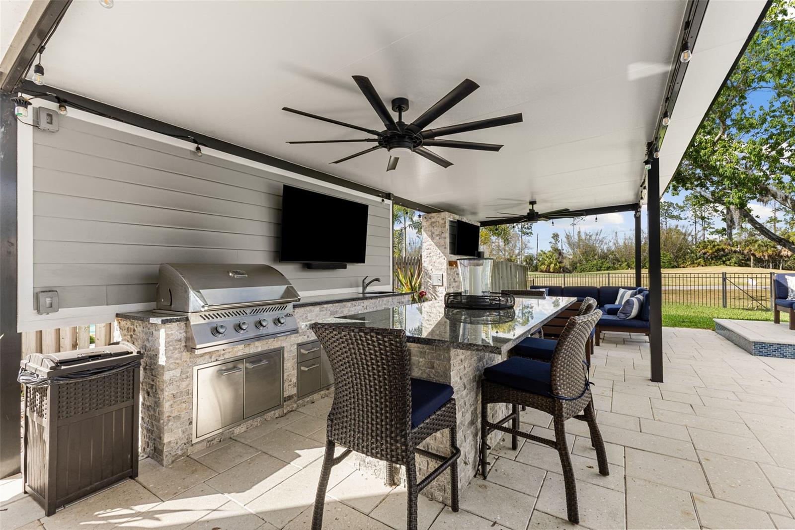 4009 PRIORY CIR, TAMPA, FL, 33618