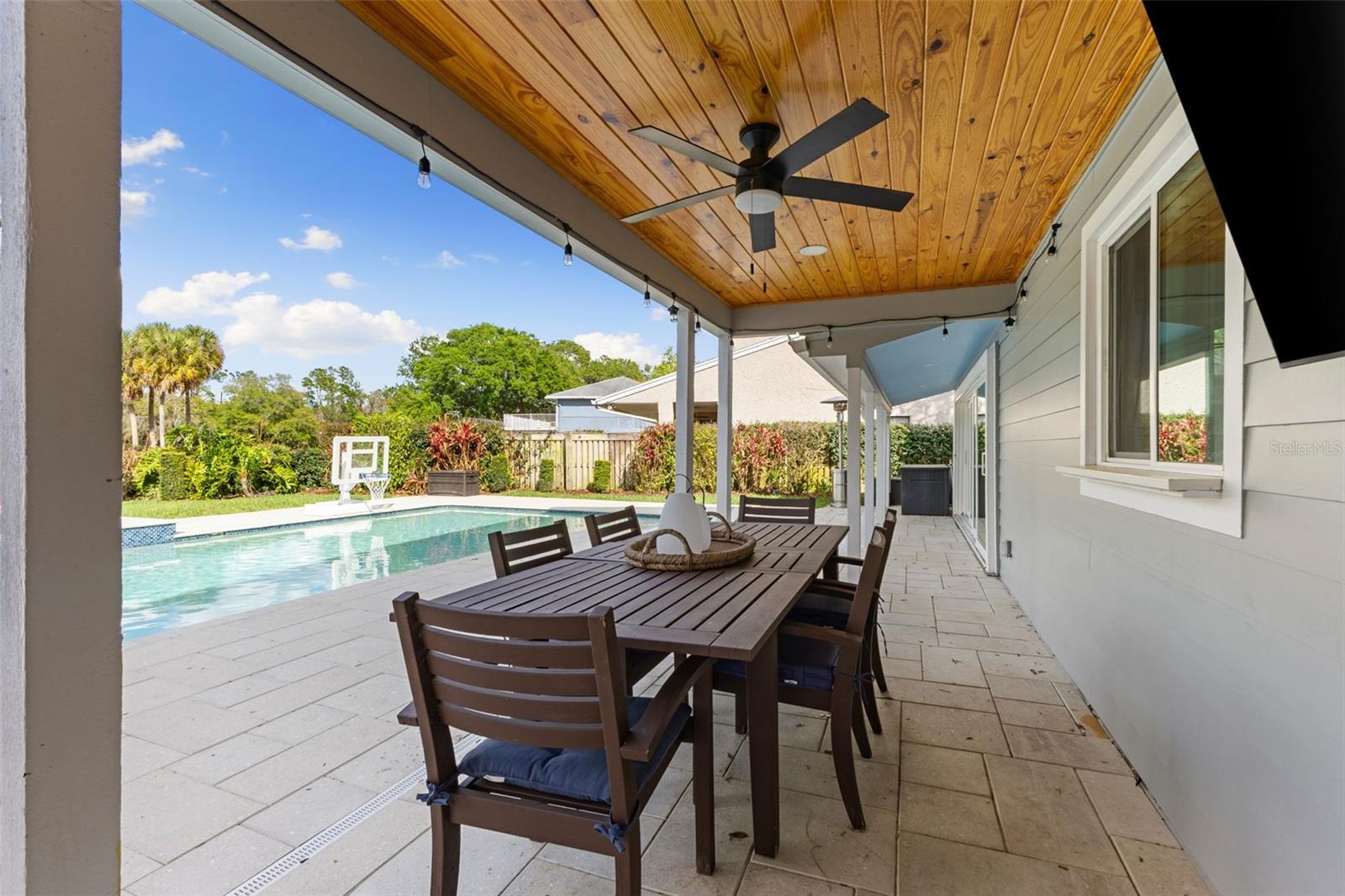 4009 PRIORY CIR, TAMPA, FL, 33618