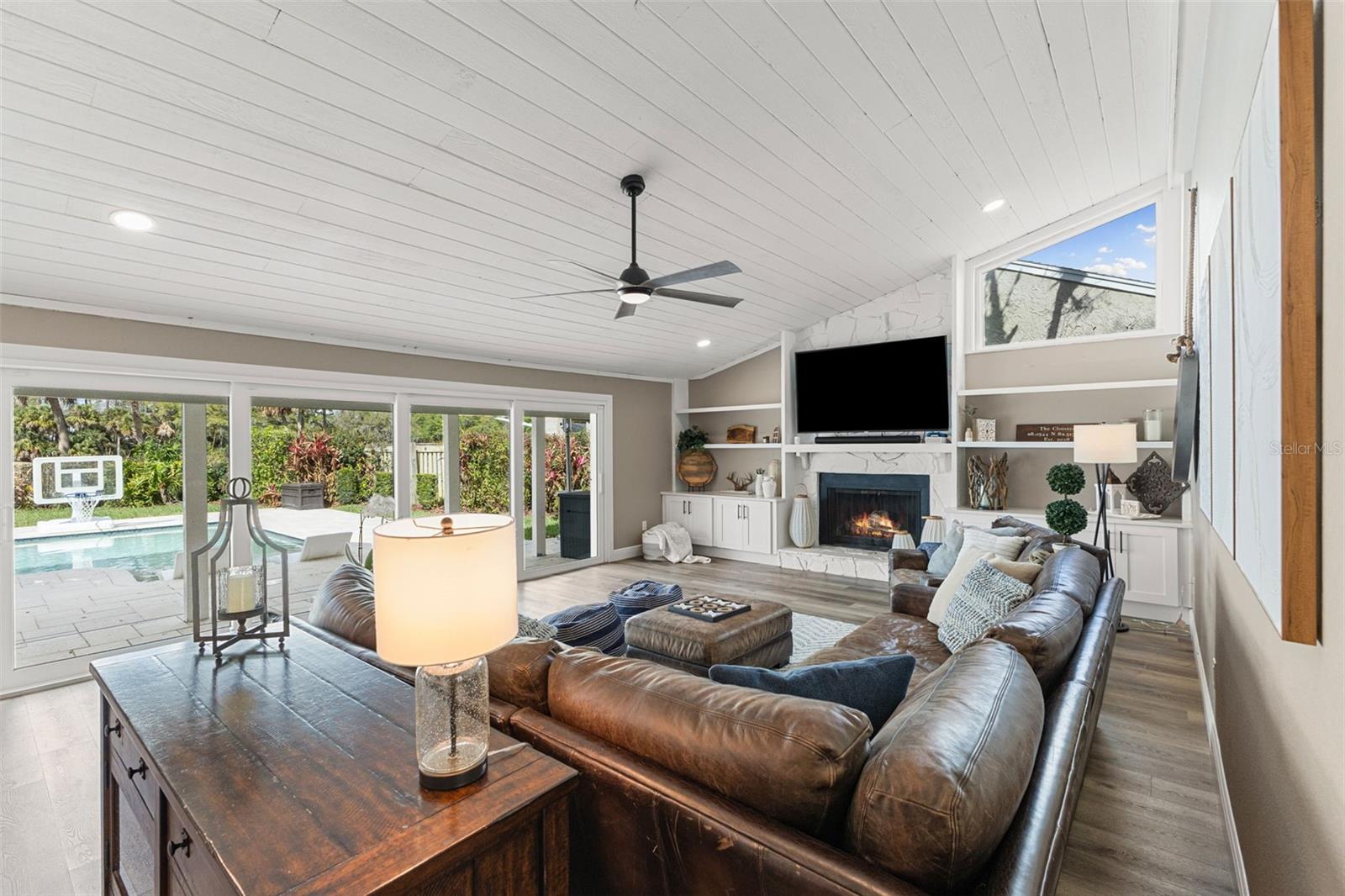 4009 PRIORY CIR, TAMPA, FL, 33618