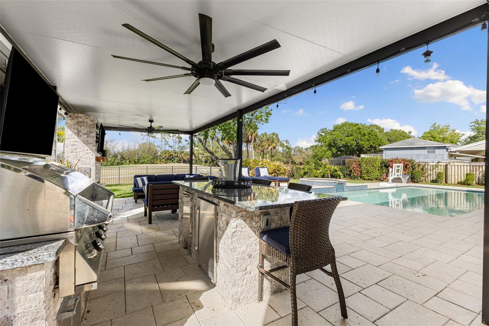 4009 PRIORY CIR, TAMPA, FL, 33618