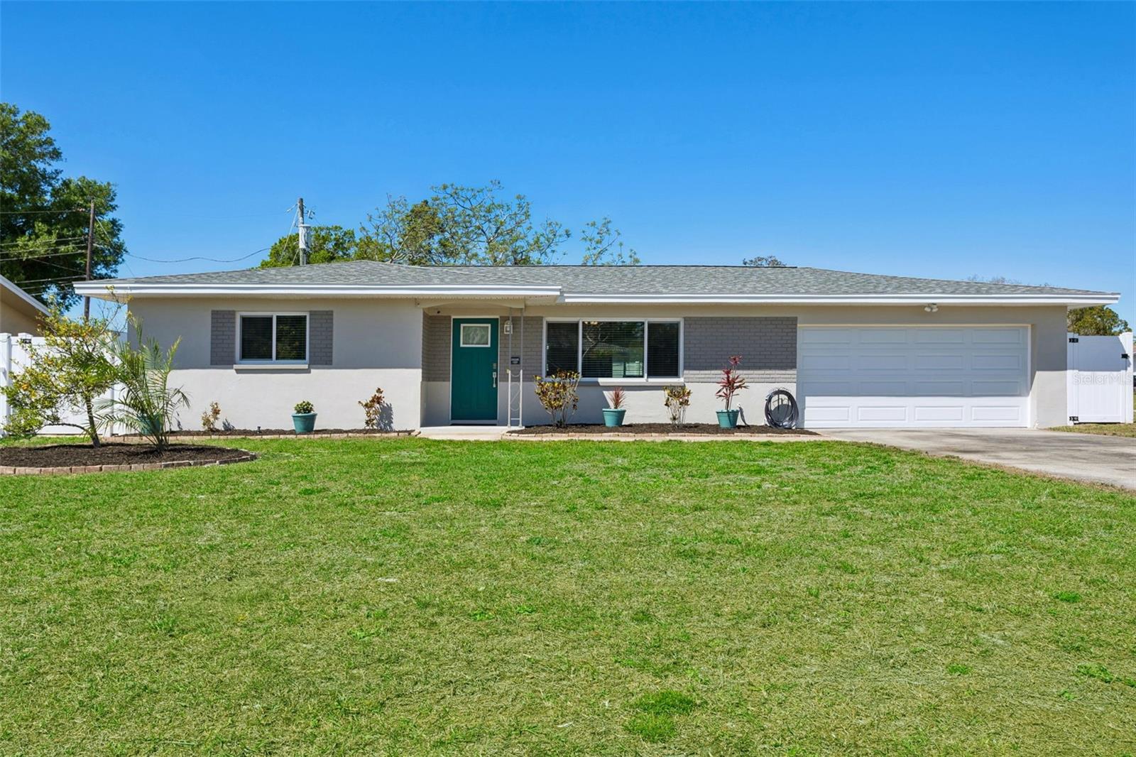 1475 CANTERBURY DR, CLEARWATER, FL, 33756