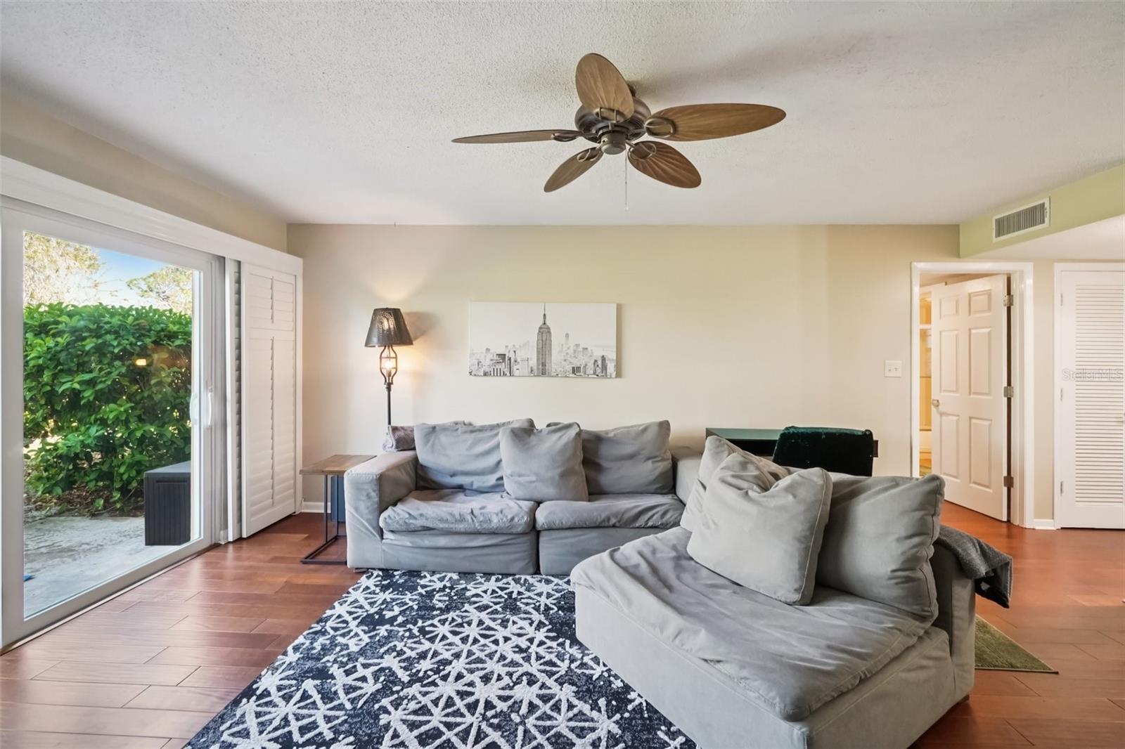 8300 BARDMOOR BLVD #103, SEMINOLE, FL, 33777