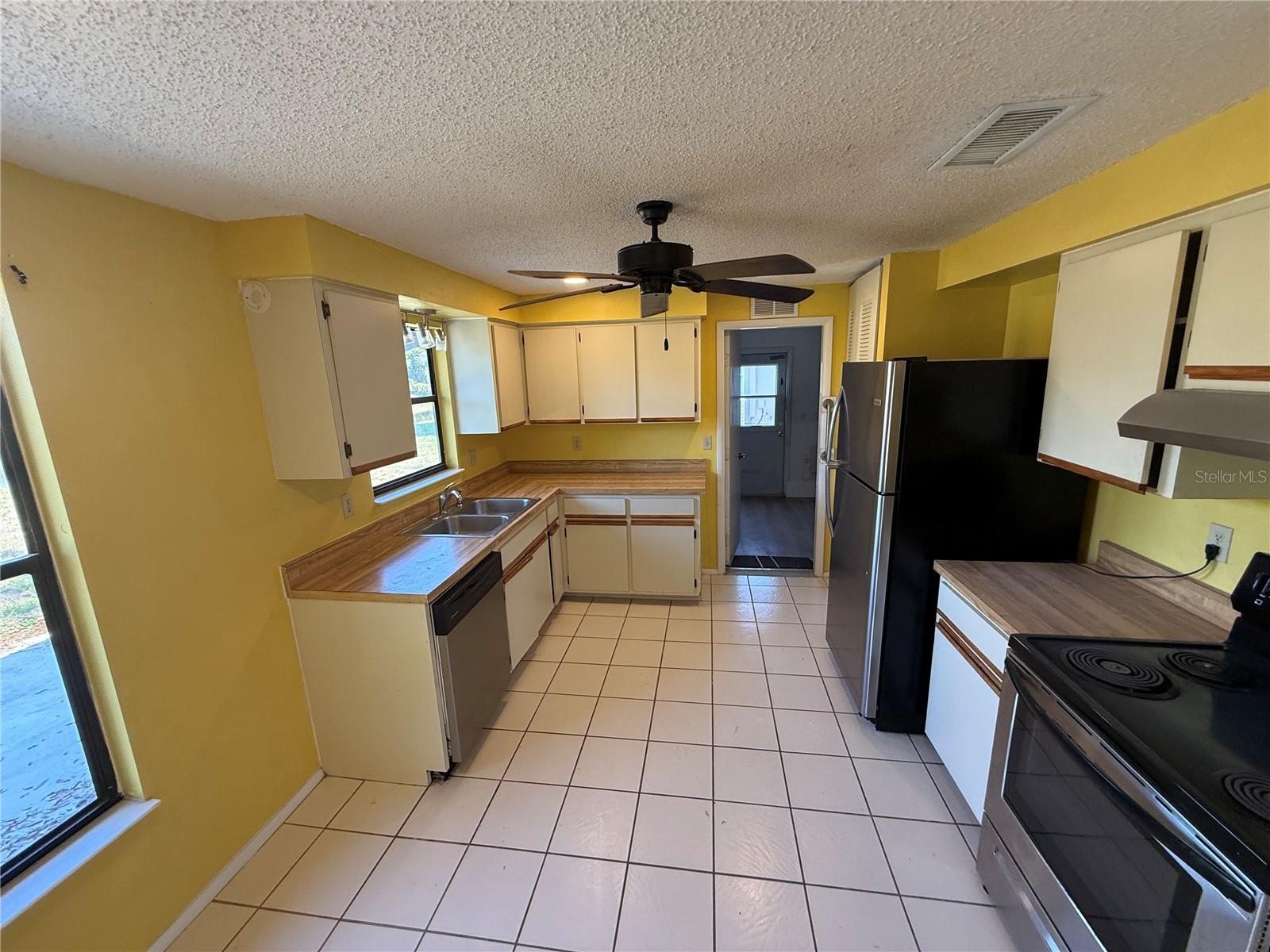 6608 36TH AVENUE DR W, BRADENTON, FL, 34209