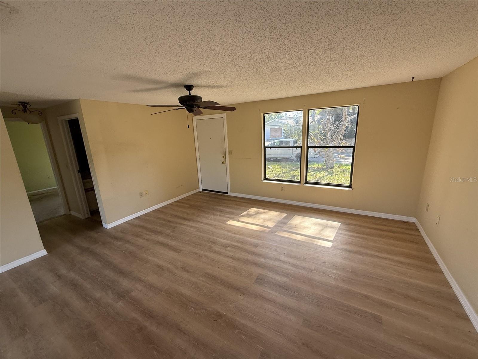 6608 36TH AVENUE DR W, BRADENTON, FL, 34209