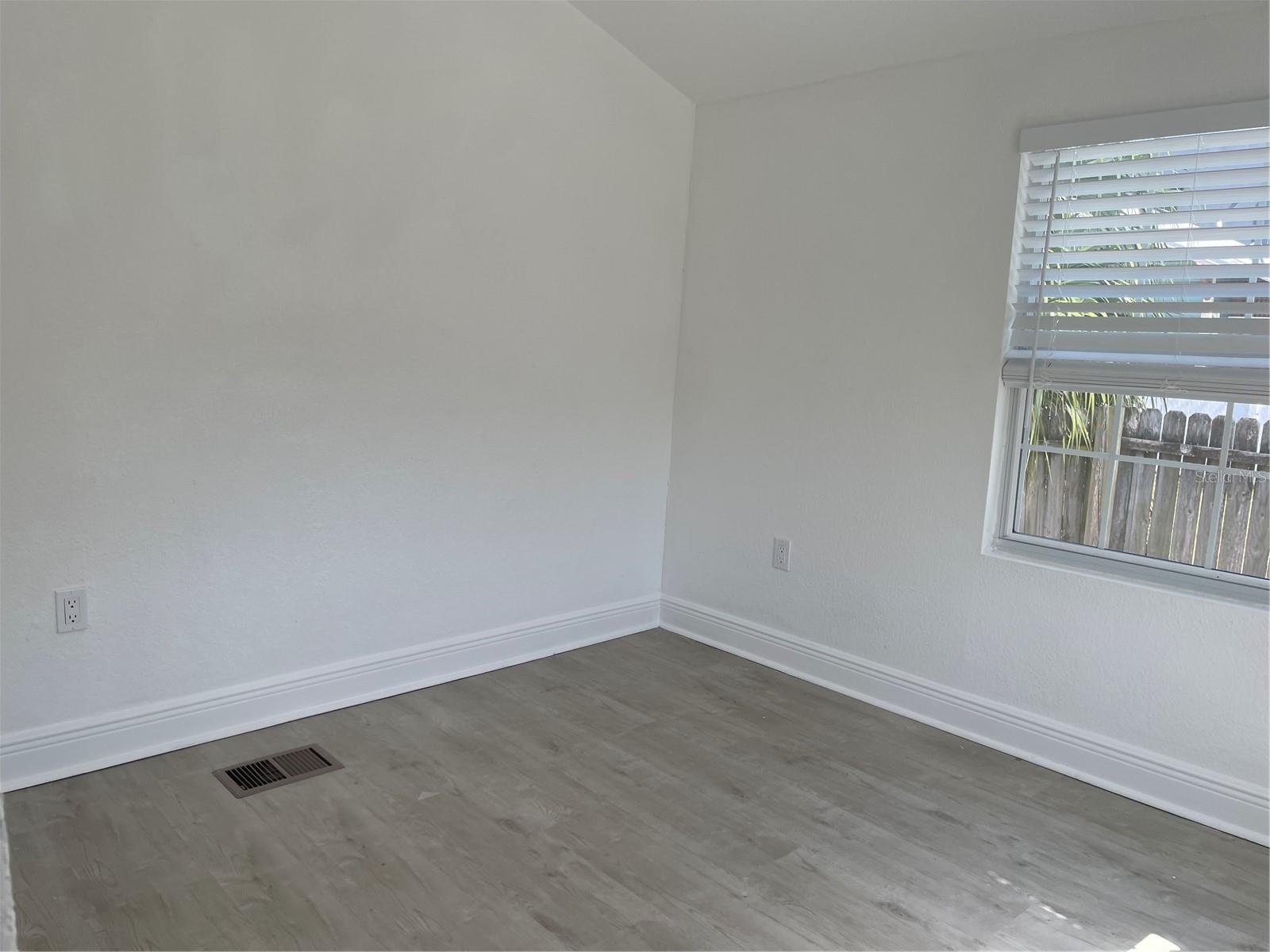 114 W AMELIA AVE, TAMPA, FL, 33602