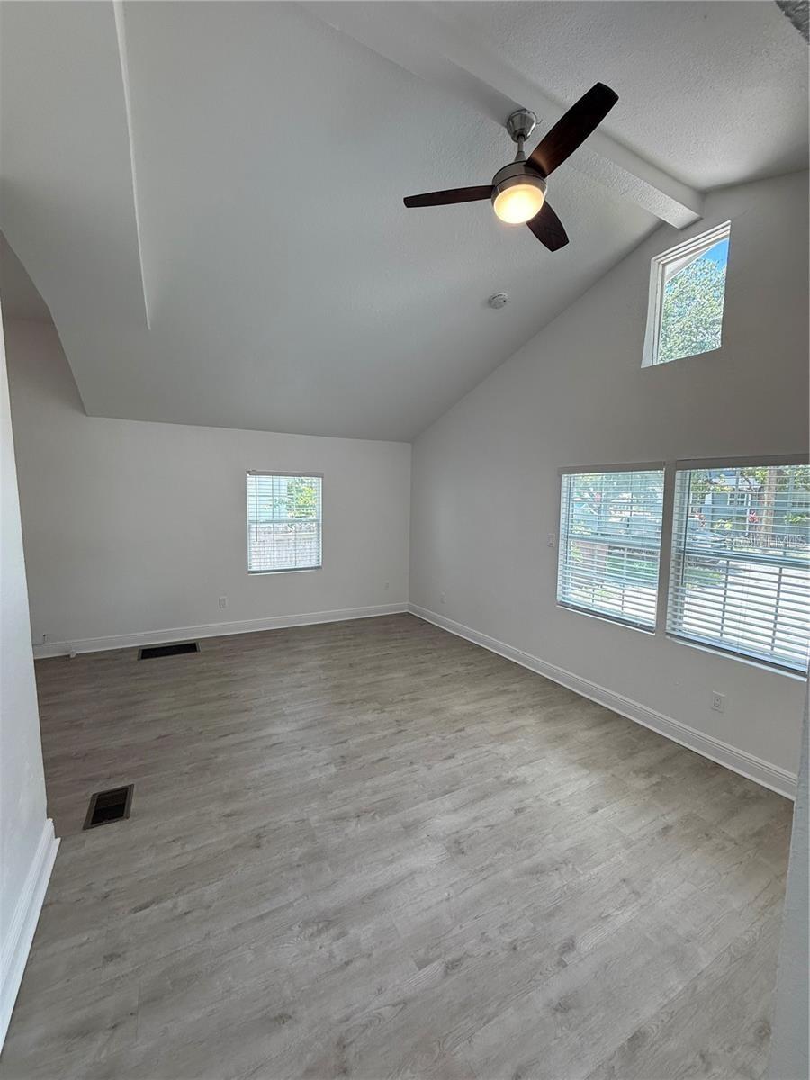 114 W AMELIA AVE, TAMPA, FL, 33602