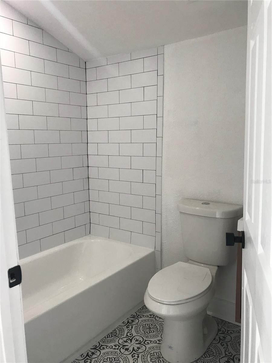 114 W AMELIA AVE, TAMPA, FL, 33602