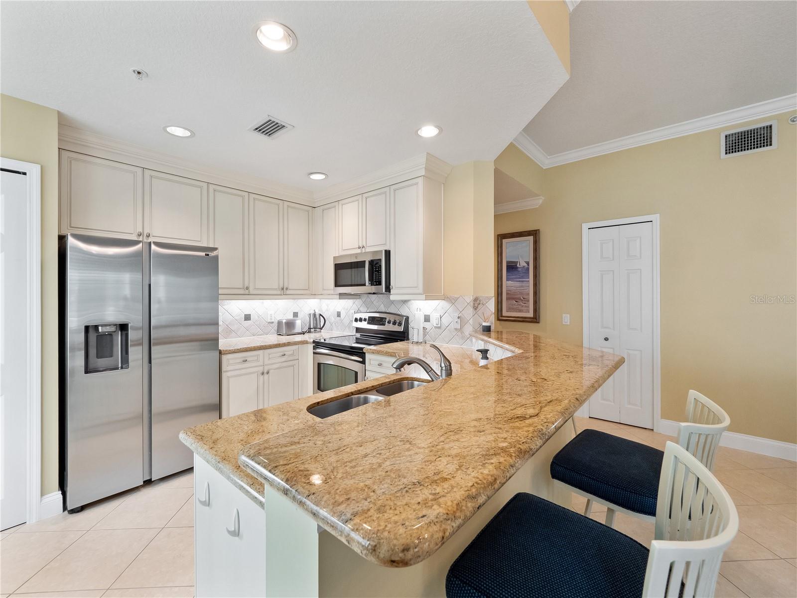 7507 MOURNING DOVE CIR #204, REUNION, FL, 34747