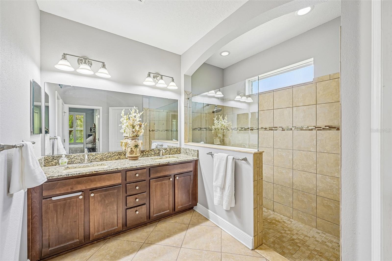 6651 CURRENT DR, APOLLO BEACH, FL, 33572