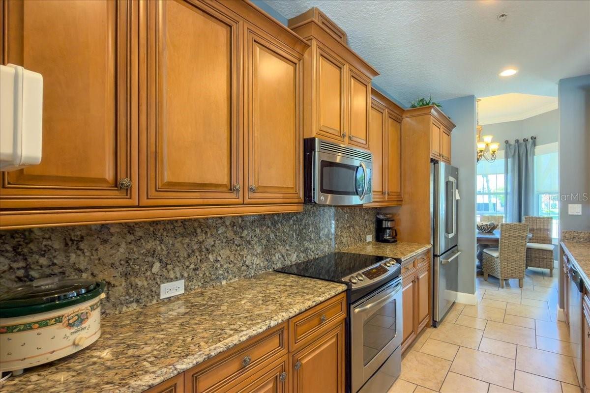 3418 79TH STREET CIR W #303, BRADENTON, FL, 34209