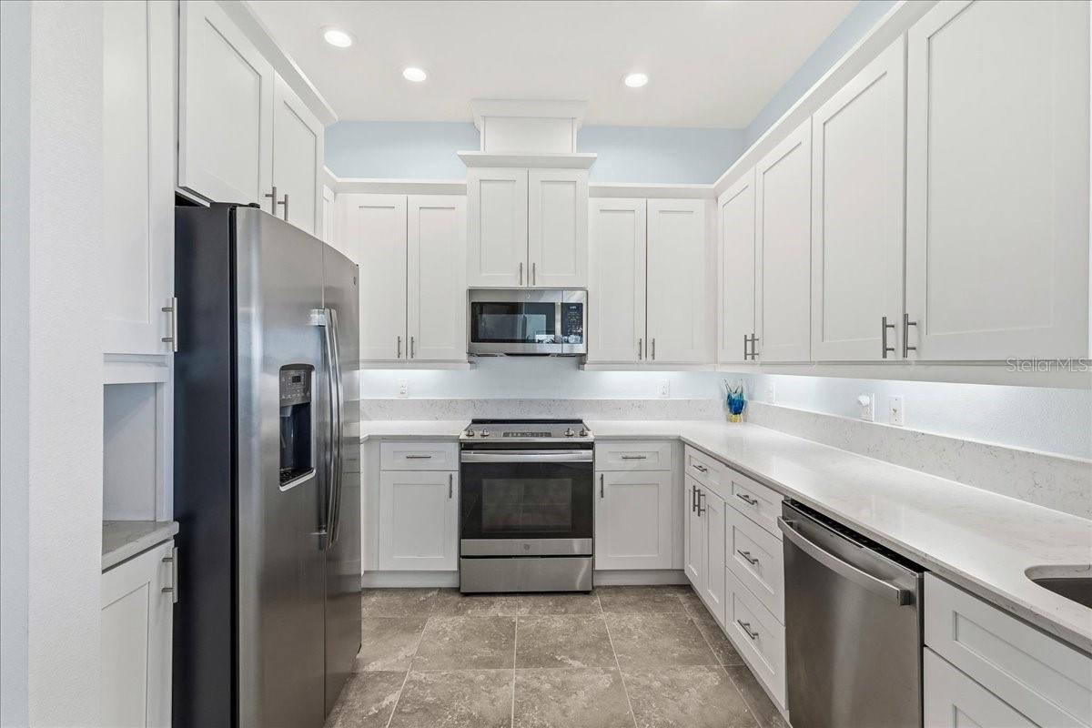 3418 79TH STREET CIR W #303, BRADENTON, FL, 34209