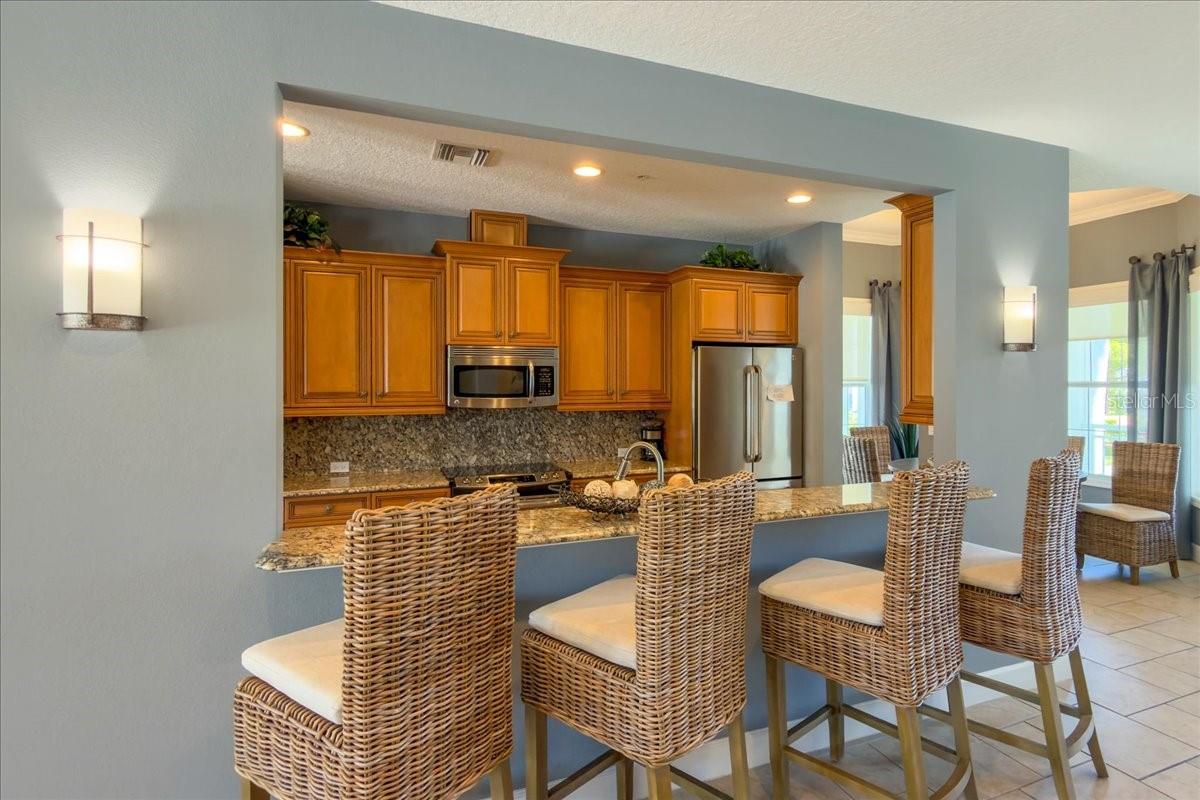 3418 79TH STREET CIR W #303, BRADENTON, FL, 34209