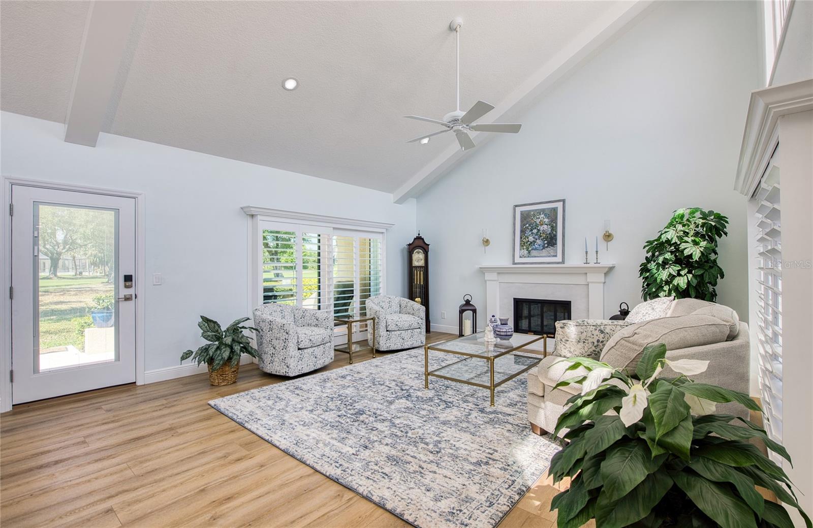 1307 PELICAN CREEK XING #1307, ST PETERSBURG, FL, 33707