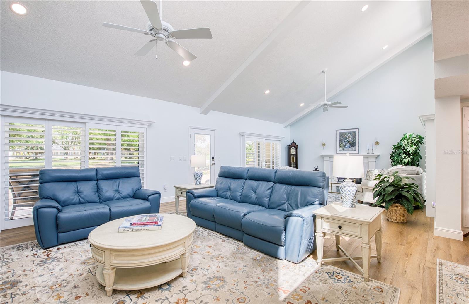 1307 PELICAN CREEK XING #1307, ST PETERSBURG, FL, 33707