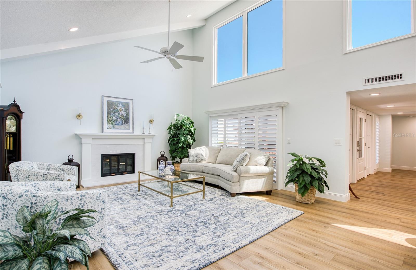 1307 PELICAN CREEK XING #1307, ST PETERSBURG, FL, 33707