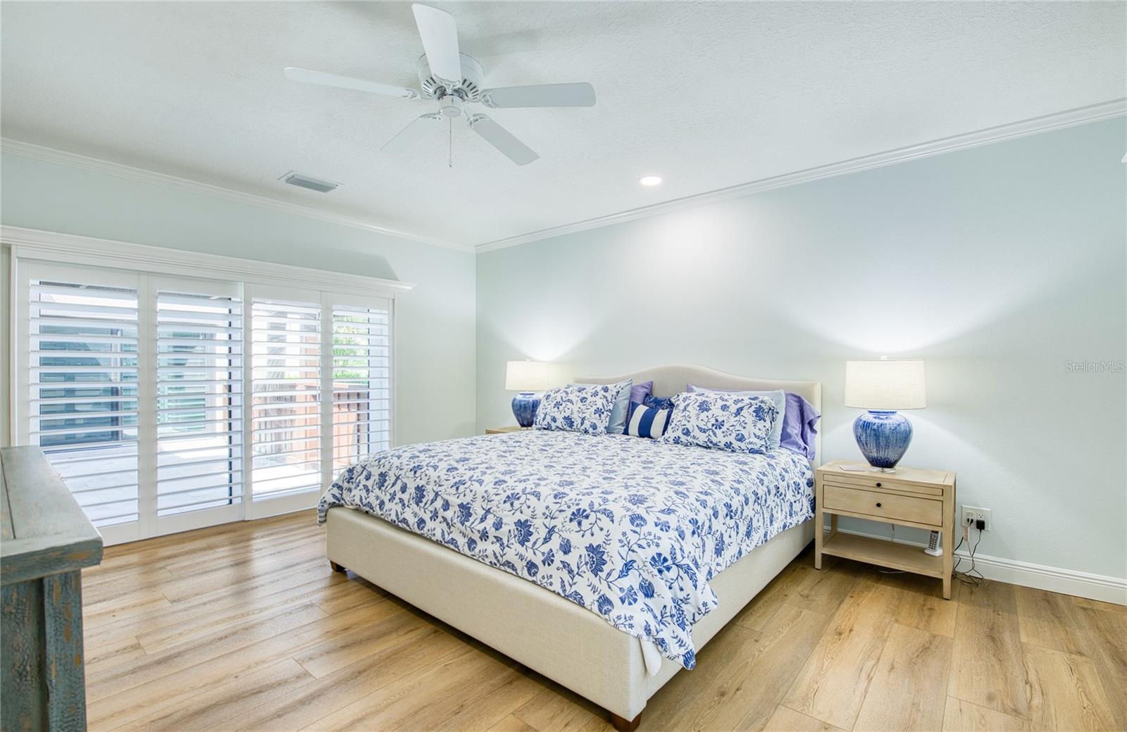 1307 PELICAN CREEK XING #1307, ST PETERSBURG, FL, 33707