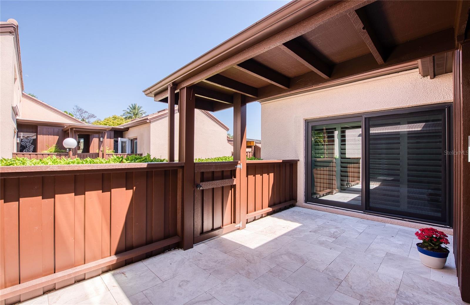 1307 PELICAN CREEK XING #1307, ST PETERSBURG, FL, 33707