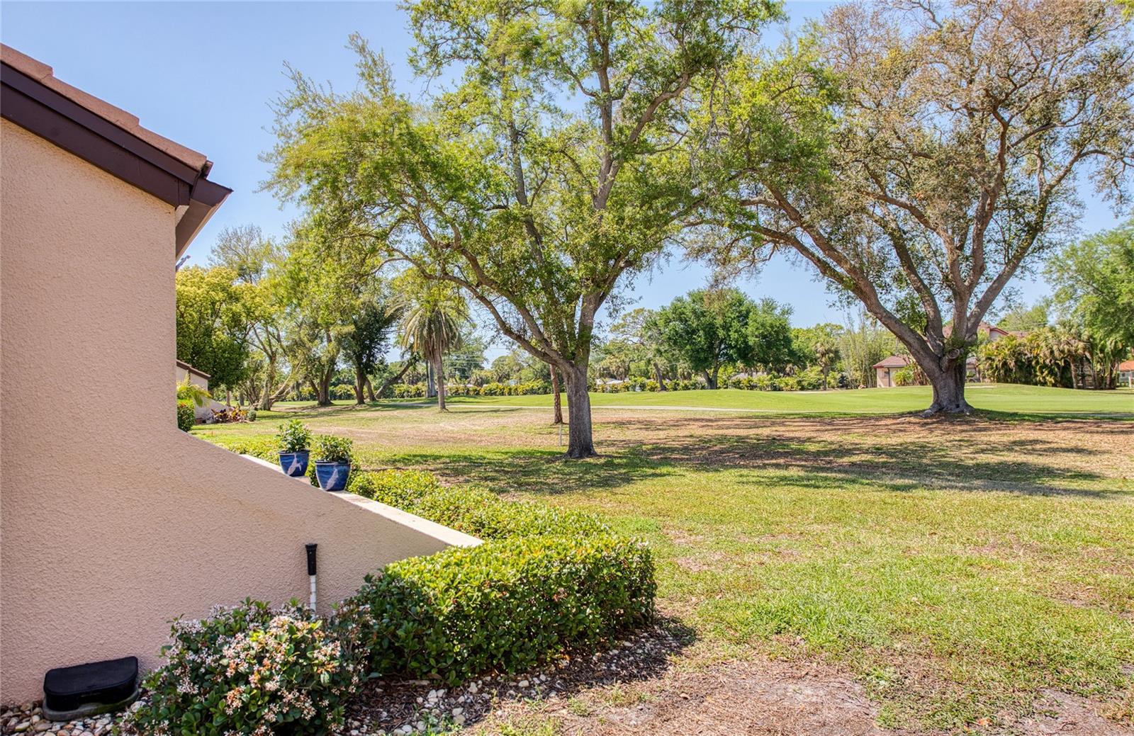 1307 PELICAN CREEK XING #1307, ST PETERSBURG, FL, 33707