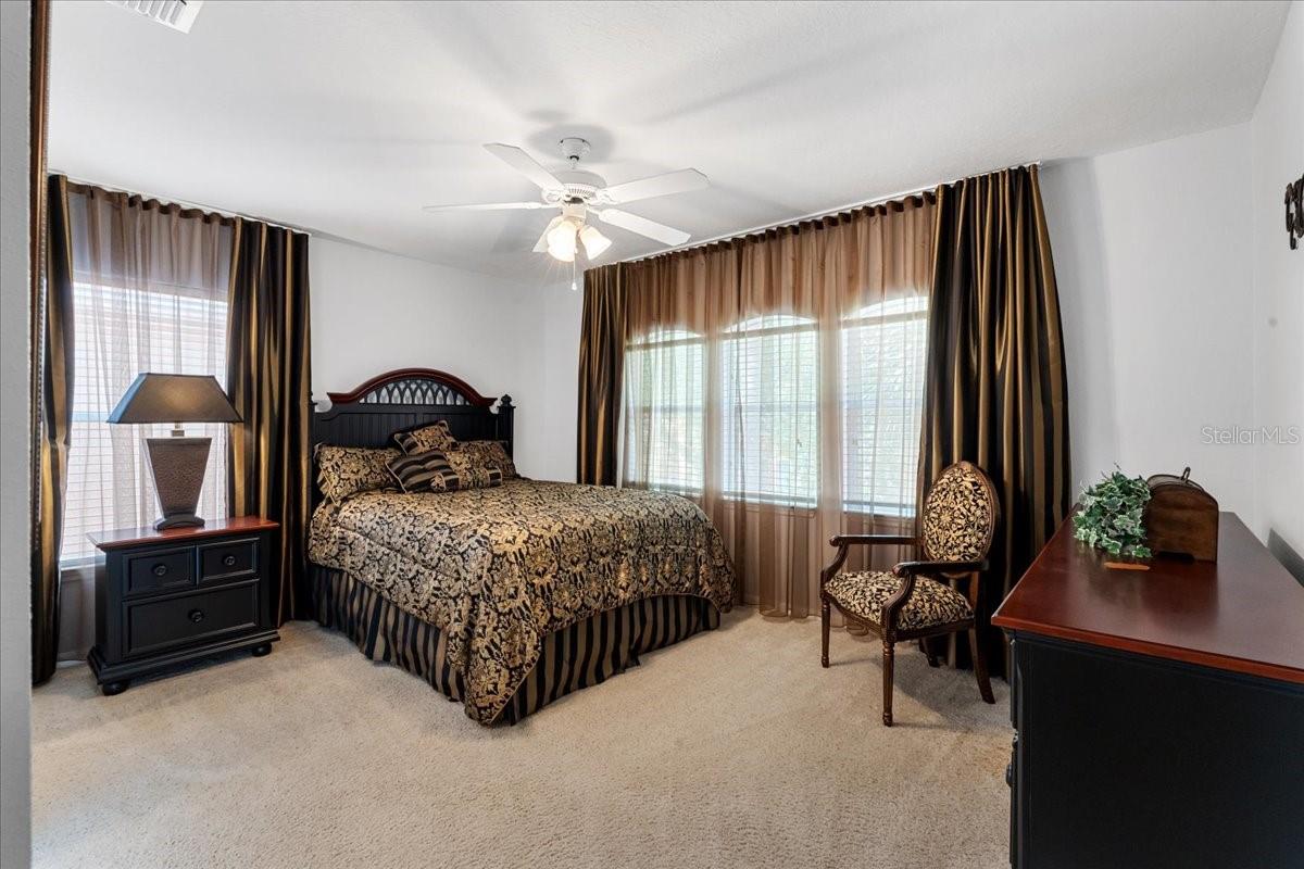 141 ORANGE COSMOS BLVD, DAVENPORT, FL, 33837