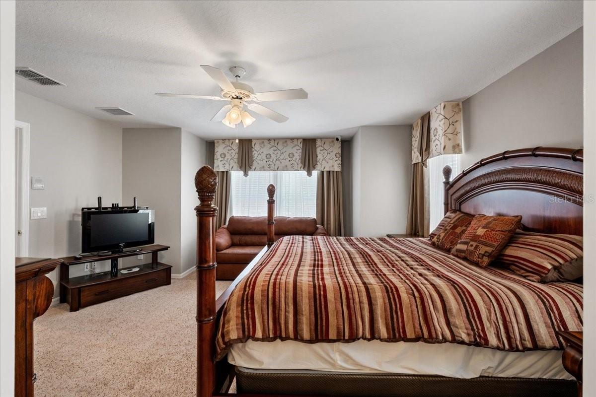 141 ORANGE COSMOS BLVD, DAVENPORT, FL, 33837
