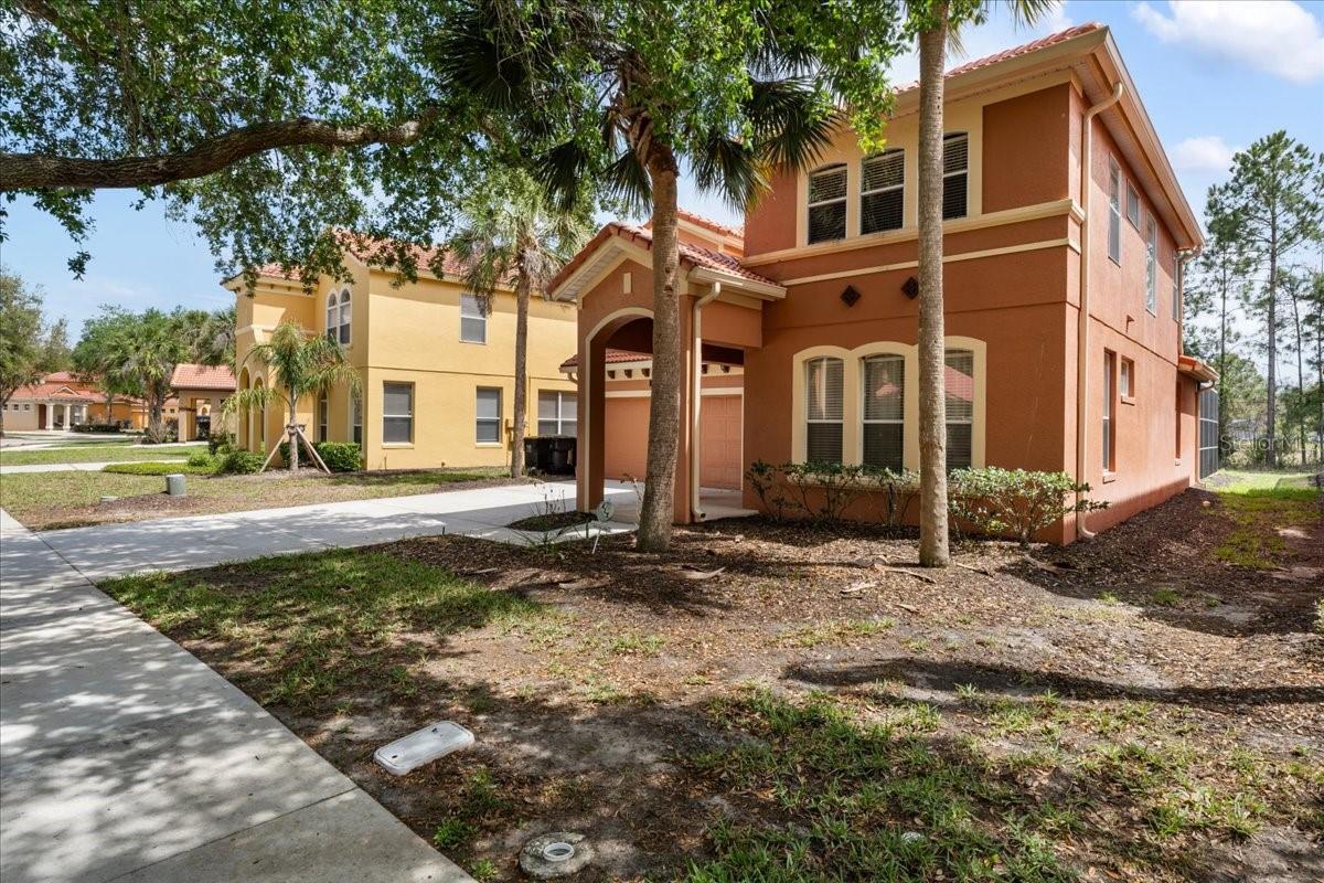 141 ORANGE COSMOS BLVD, DAVENPORT, FL, 33837