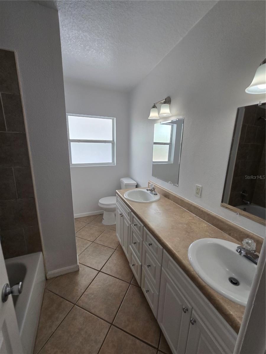 1500 ROSCOMARE AVE, ORLANDO, FL, 32806