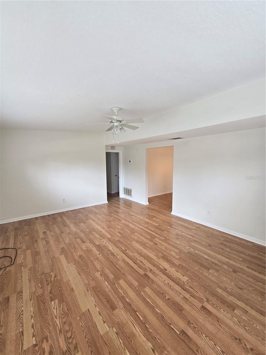 1500 ROSCOMARE AVE, ORLANDO, FL, 32806