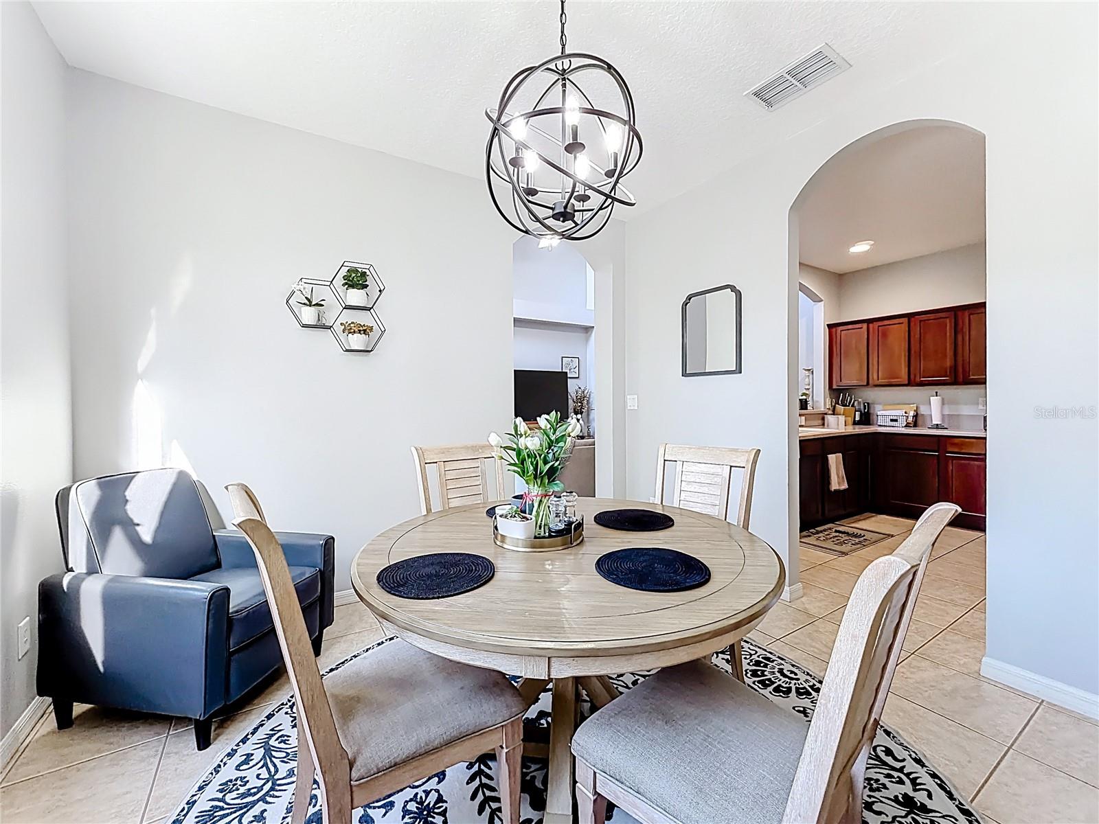 2272 WEKIVA VILLAGE LN, APOPKA, FL, 32703