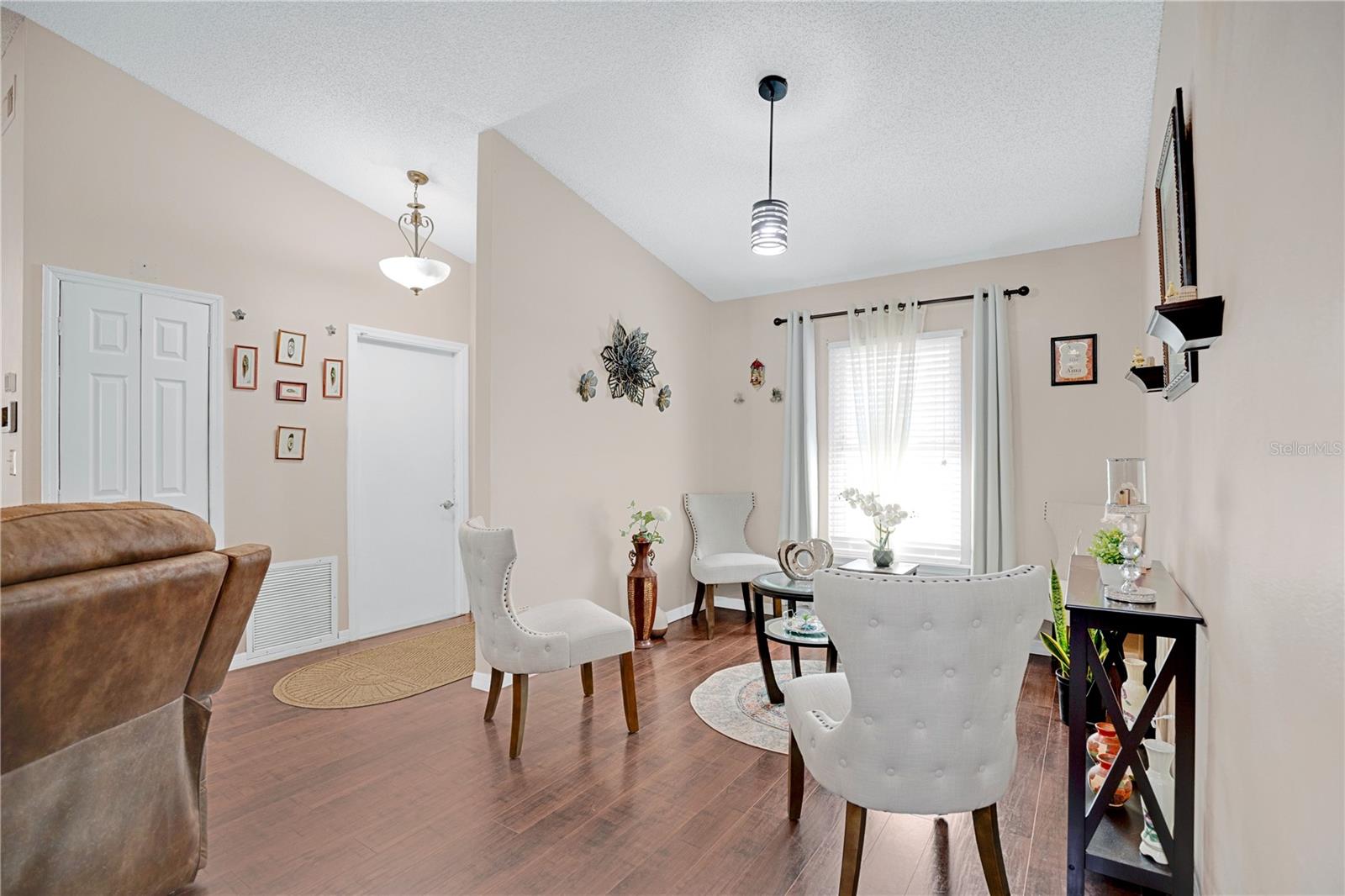985 HEMINGWAY DR, DELTONA, FL, 32725