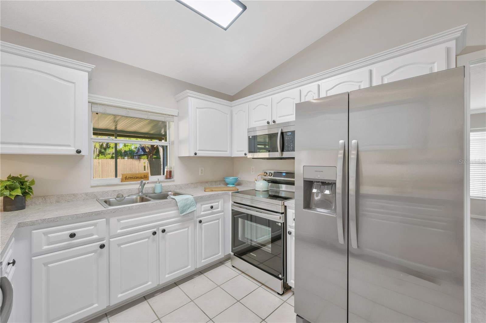 909 N MOBLEY ST, PLANT CITY, FL, 33563