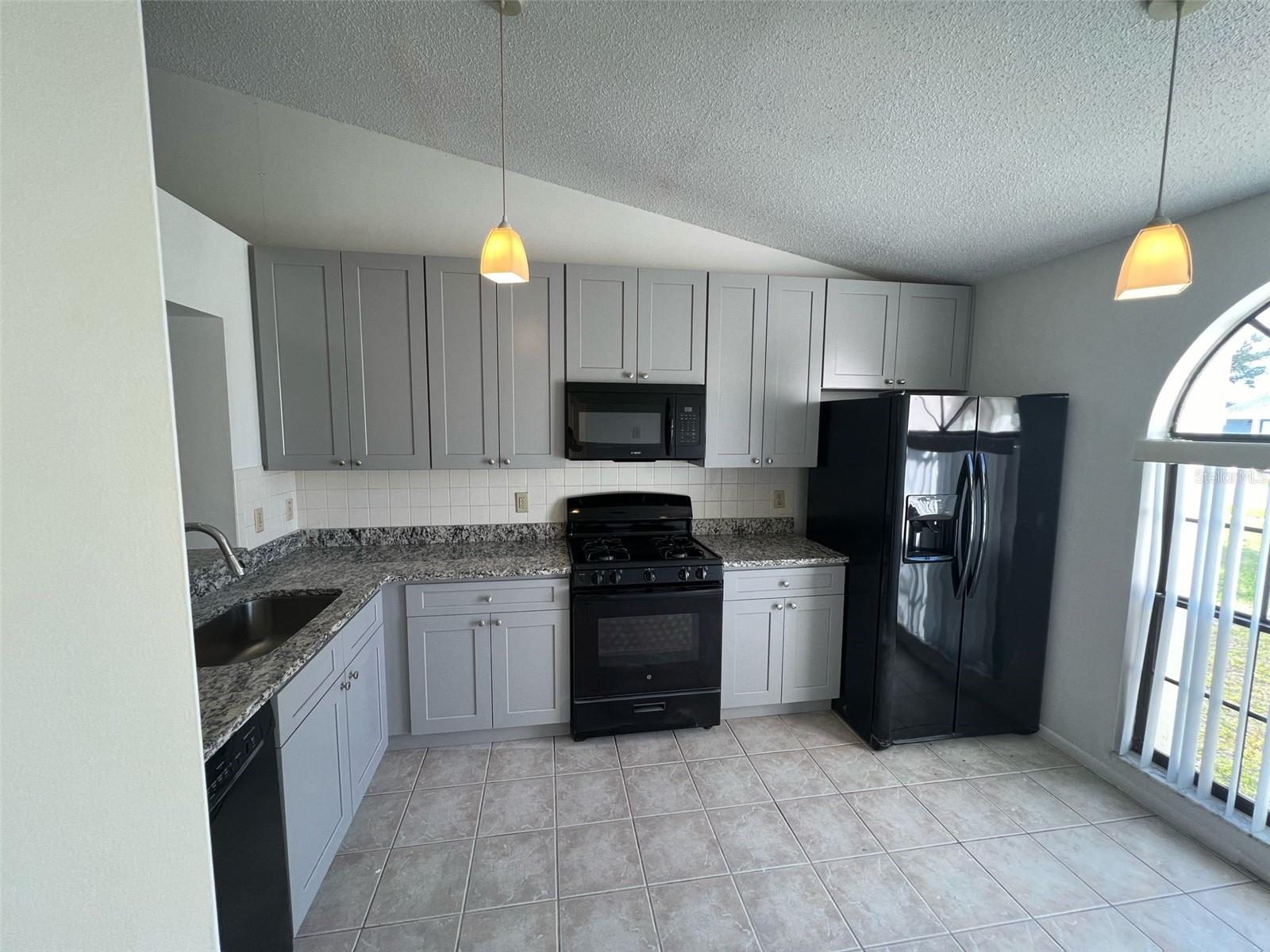 3160 SMOKE SIGNAL CIR, KISSIMMEE, FL, 34746