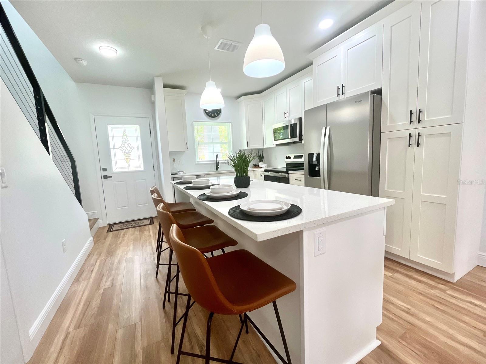 8110 N GREENWOOD AVE, TAMPA, FL, 33604